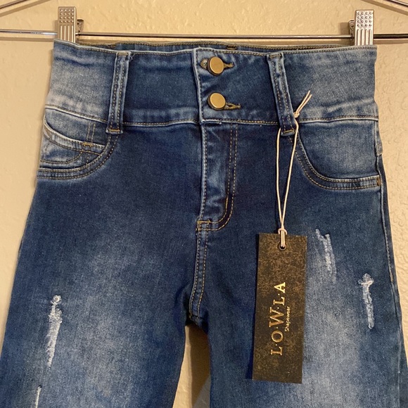 SOLD ✨L•O•W•L•A  Colombian Shapeware Skinny Jeans•Blue Ripped Denim•Size 4✨ - Picture 4 of 9